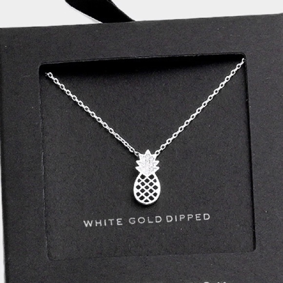 Pineapple necklace dainty 14 karat gold dipped - Picture 3 of 3